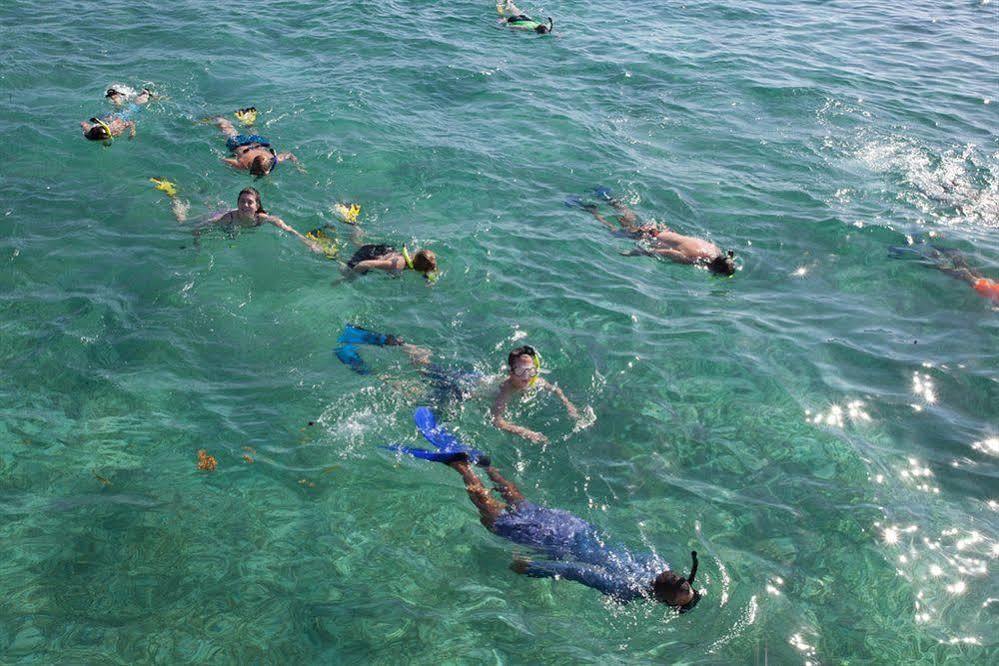 Hatchet Caye Island Resort (Adults Only) Placencia ภายนอก รูปภาพ