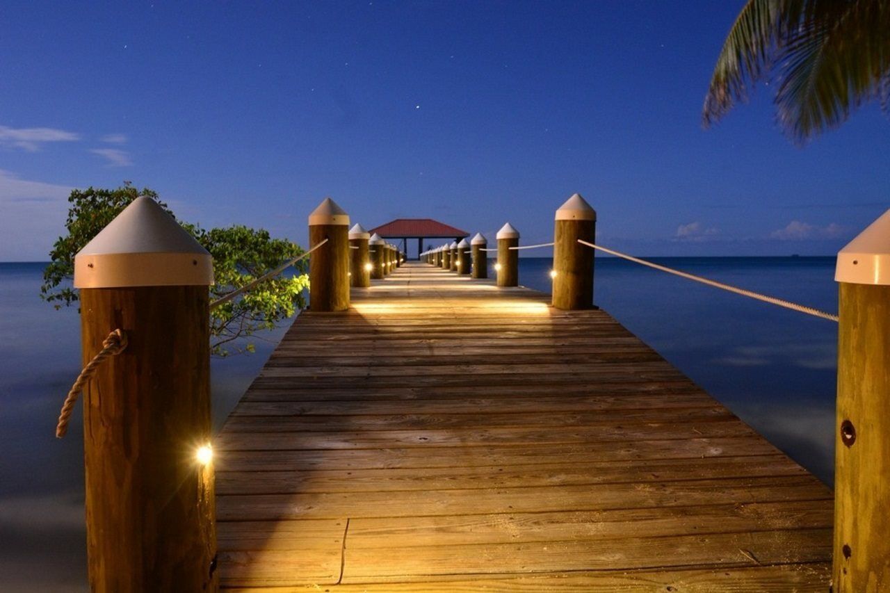 Hatchet Caye Island Resort (Adults Only) Placencia ภายนอก รูปภาพ